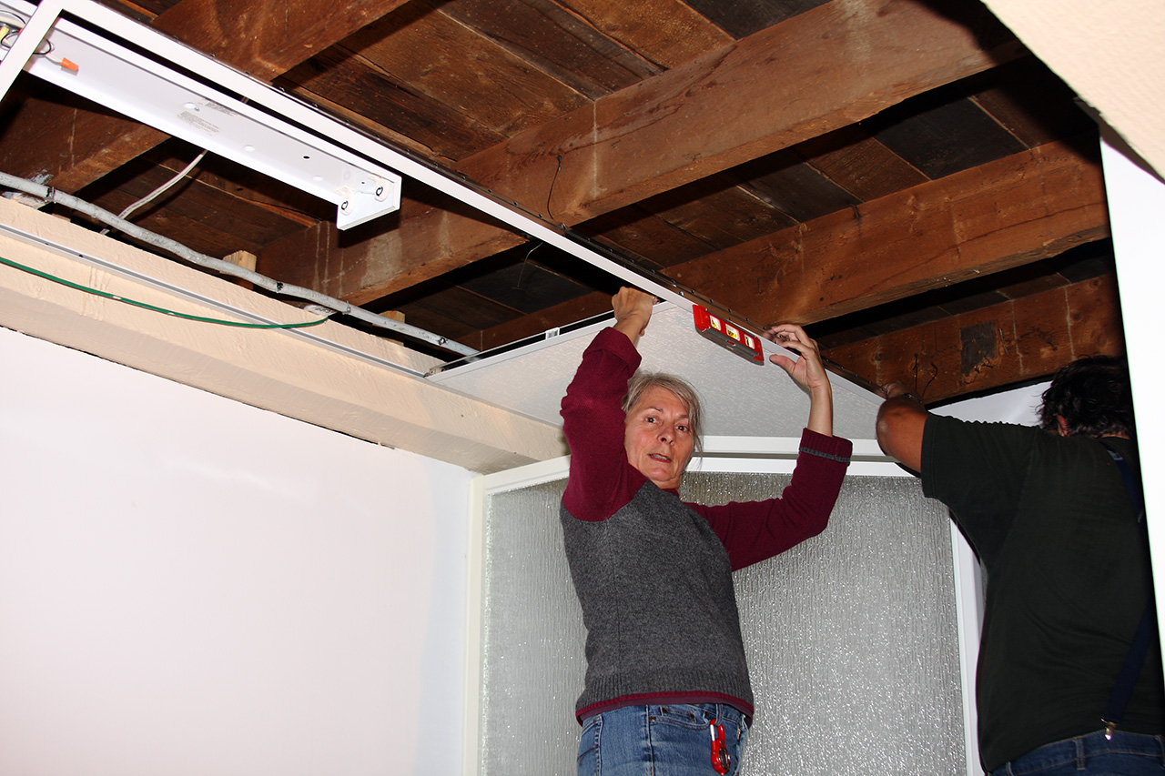 dropped_ceiling_installation_1