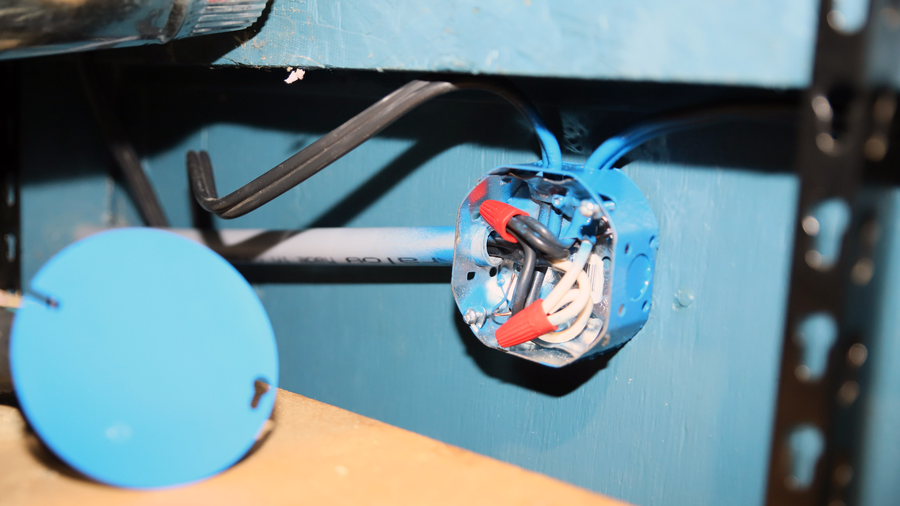 electric_box_interior_junction_open