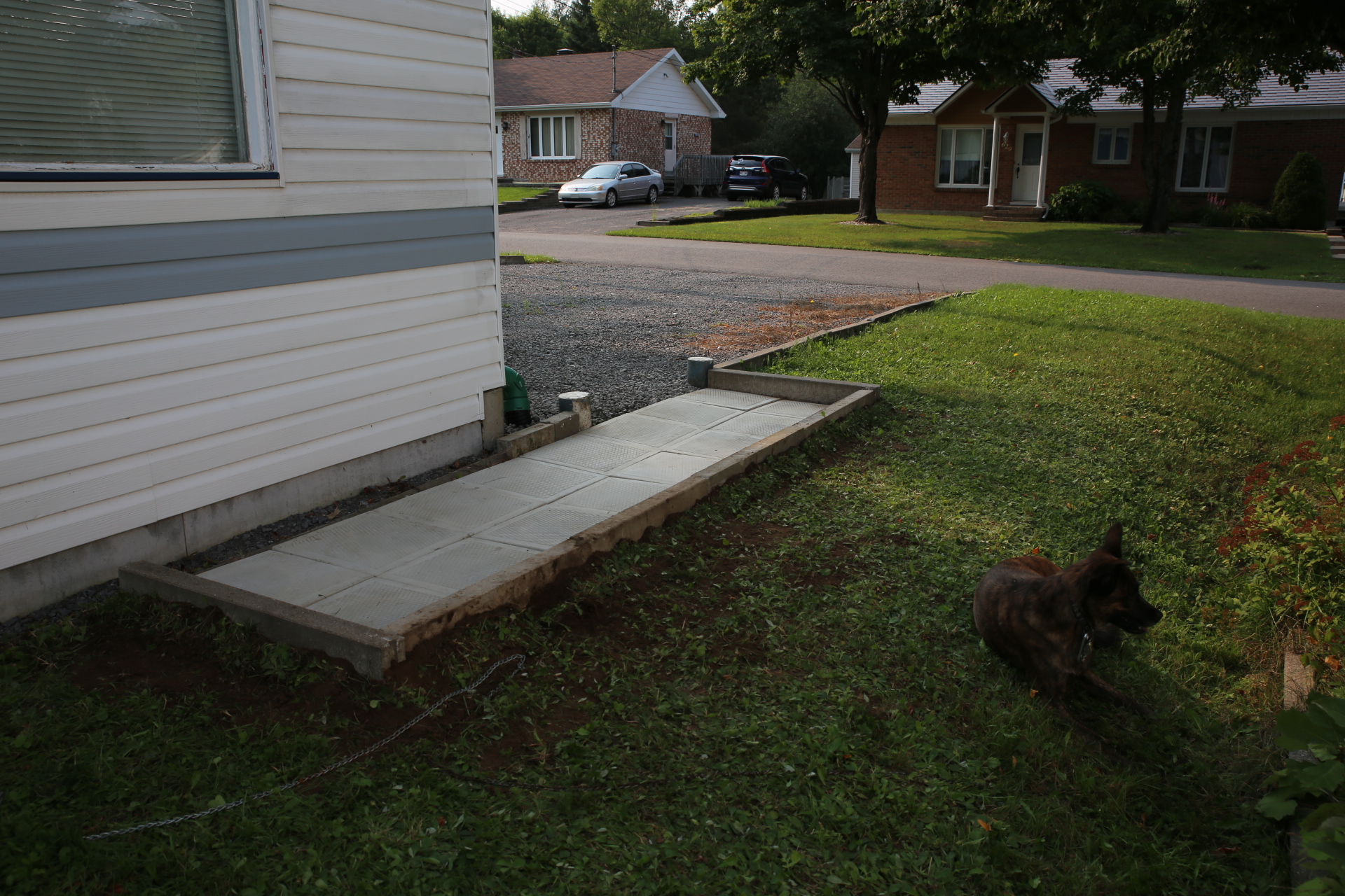 entryway_back_garbage_slab.JPG