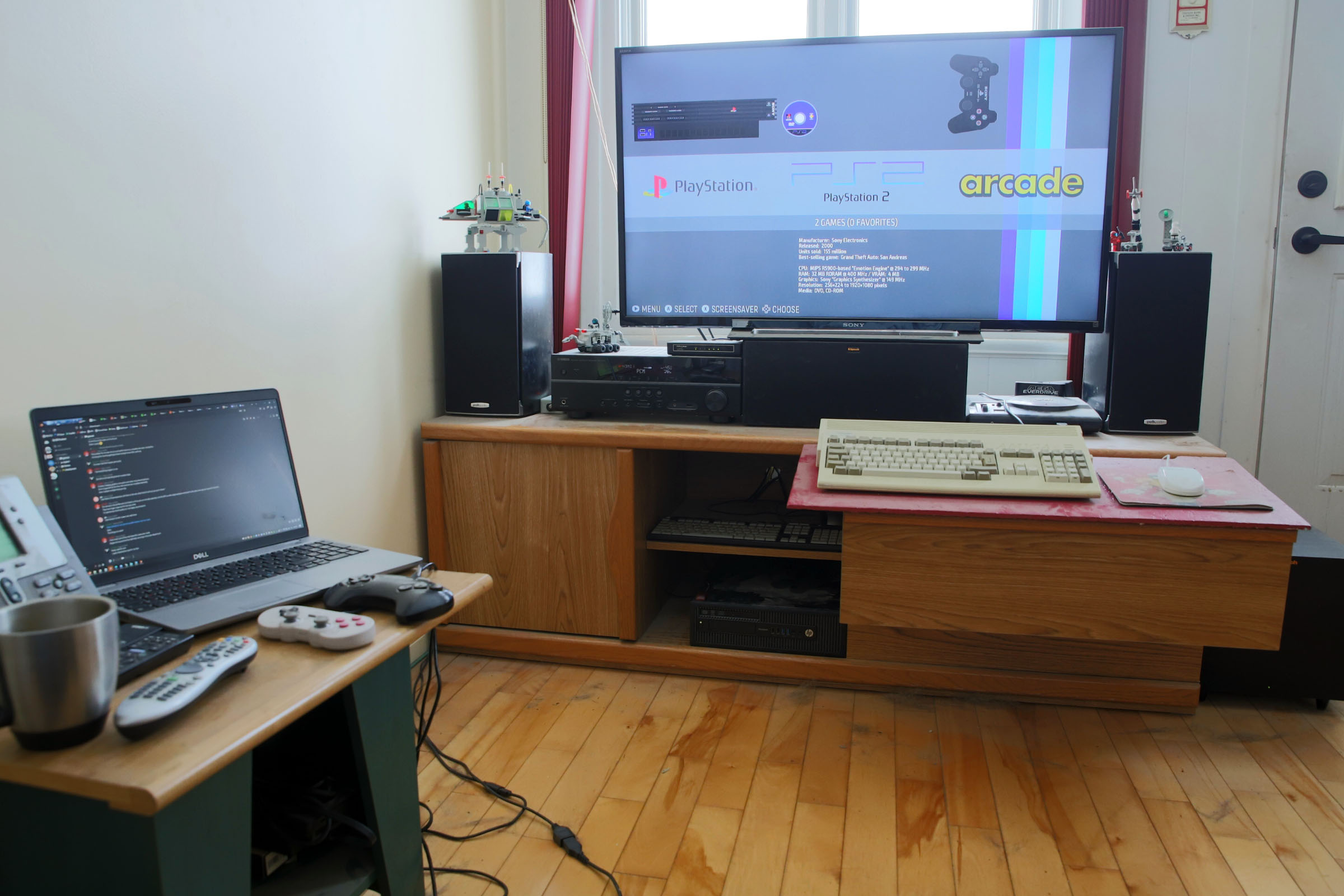 living_room_ES-DE_htpc