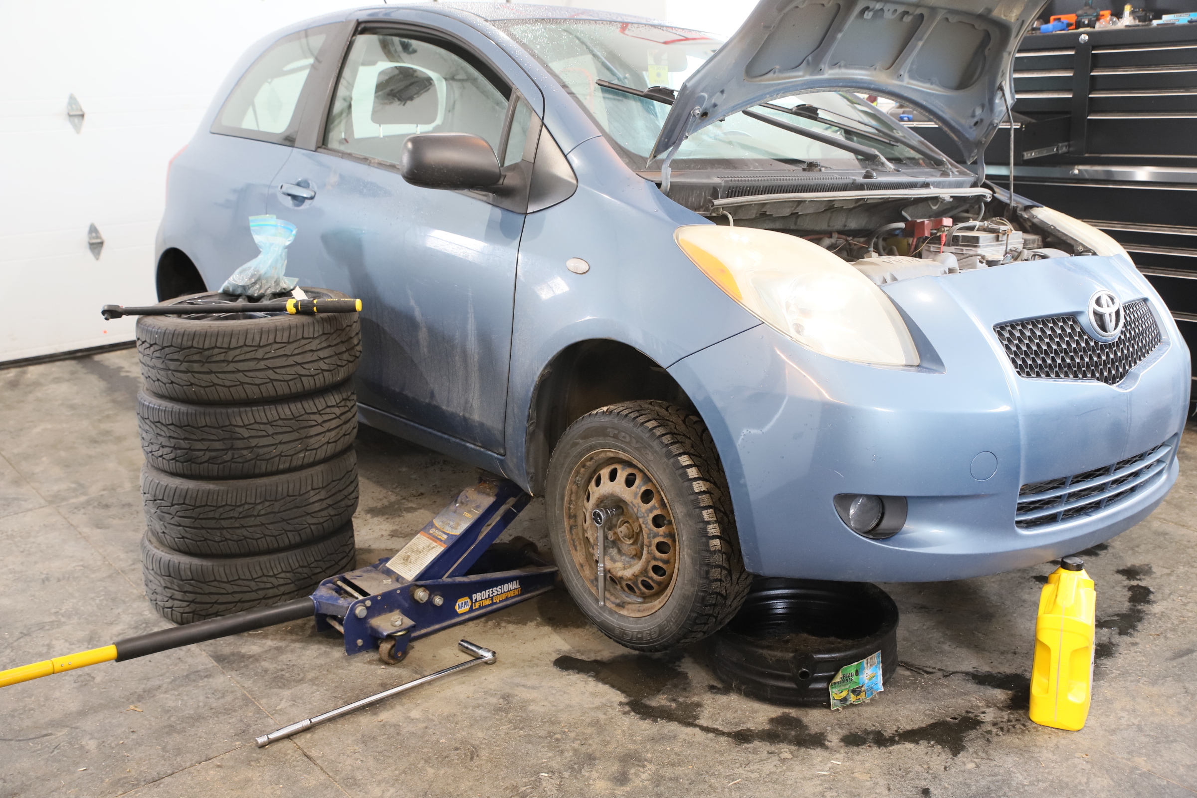 oil_wheel_change_garage