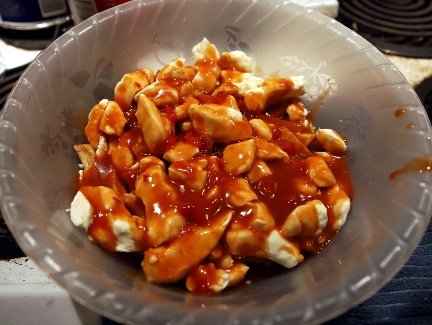 poutine_sauve_piquante